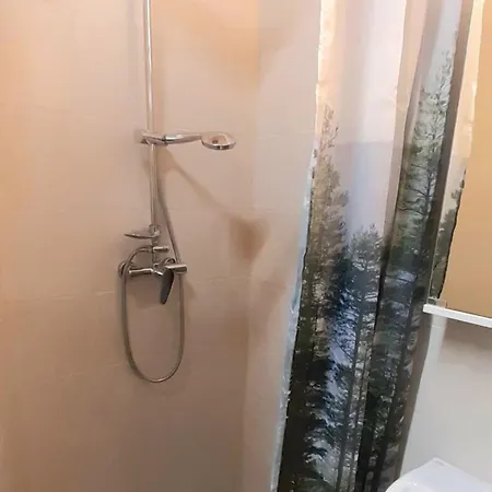 Jonas Old Town Apartman *